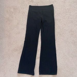 Lululemon Groove Flare Yoga Pants size 6